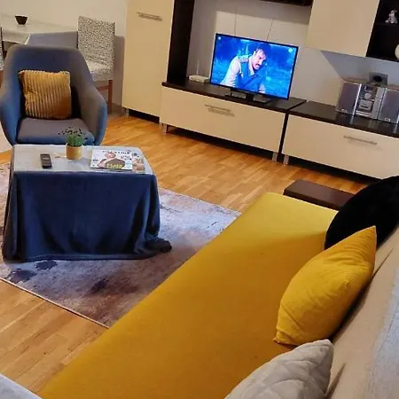 شقة Apartman Bluka Hiseti